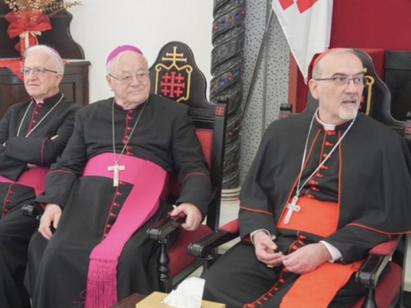 El cardenal Pizzaballa con otros obispos de Tierra Santa