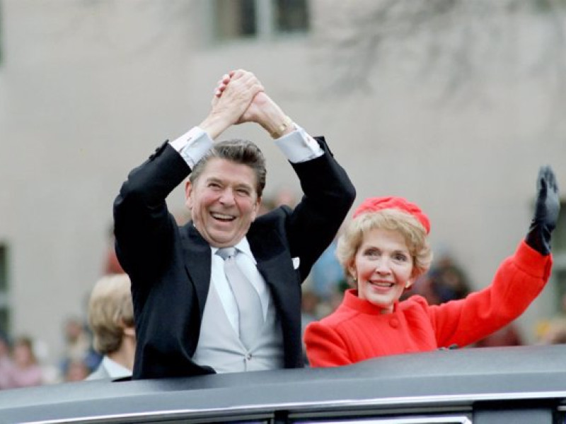 Ronald y Nancy Reagan