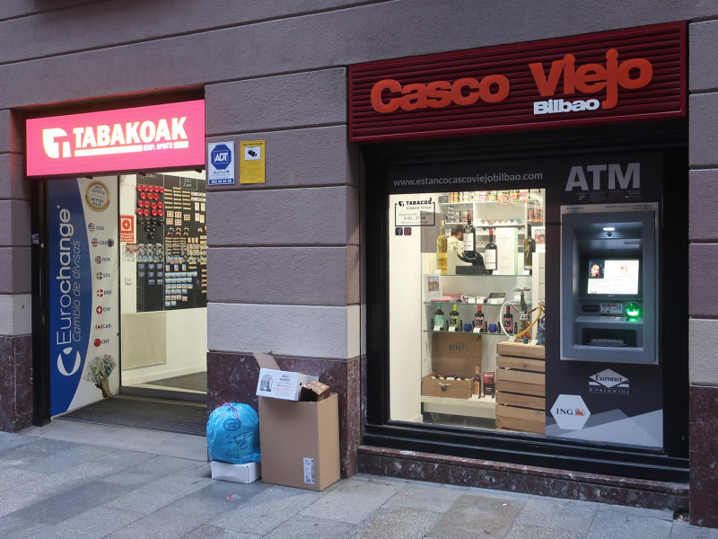 Fachada de un estanco en el Casco Viejo de Bilbao, imagen de archivo