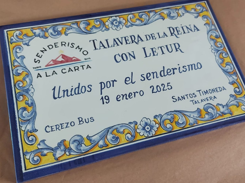 Placa conmemorativa de Talavera para Letur