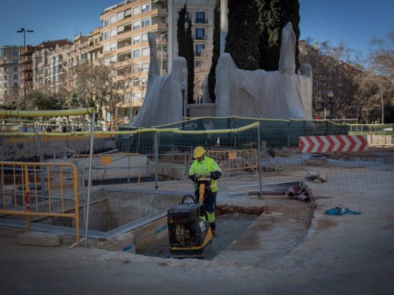 Obrero trabajando en Santander