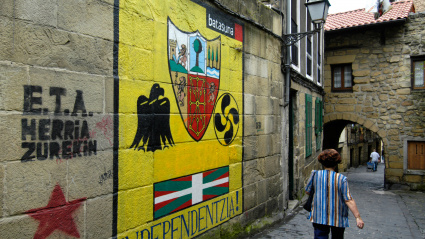 Cartel de apoyo a ETA