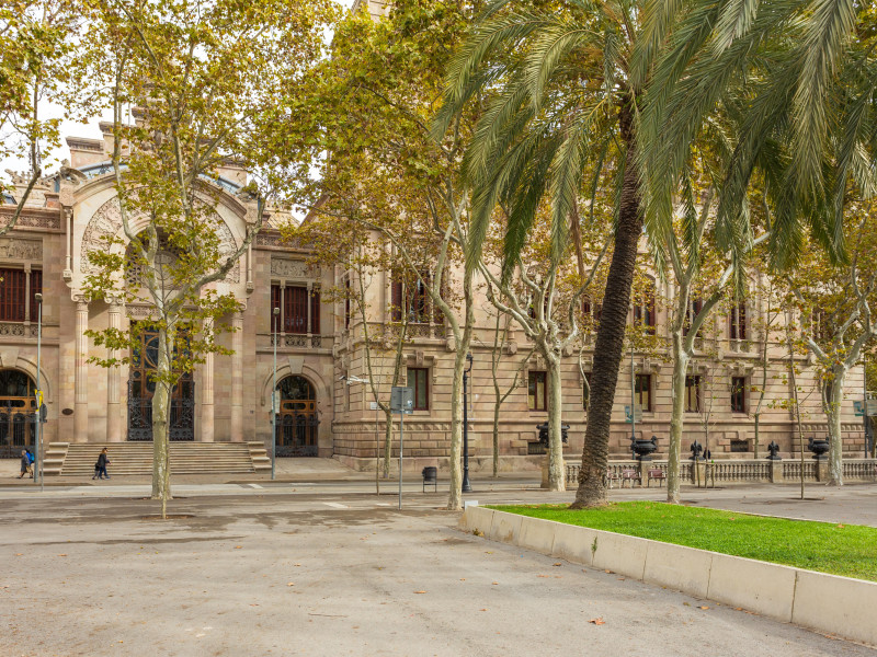 Vista del Tribunal Superior de Justicia de Cataluña, Palau de Justicia en Passeig de Lluis Companys