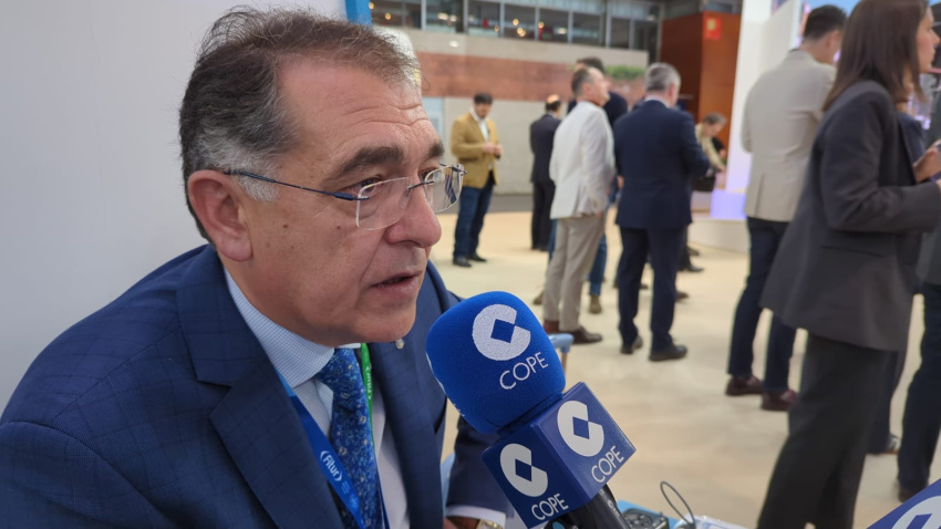 Santiago Parra, concejal de Turismo de Lorca, en el set de COPE