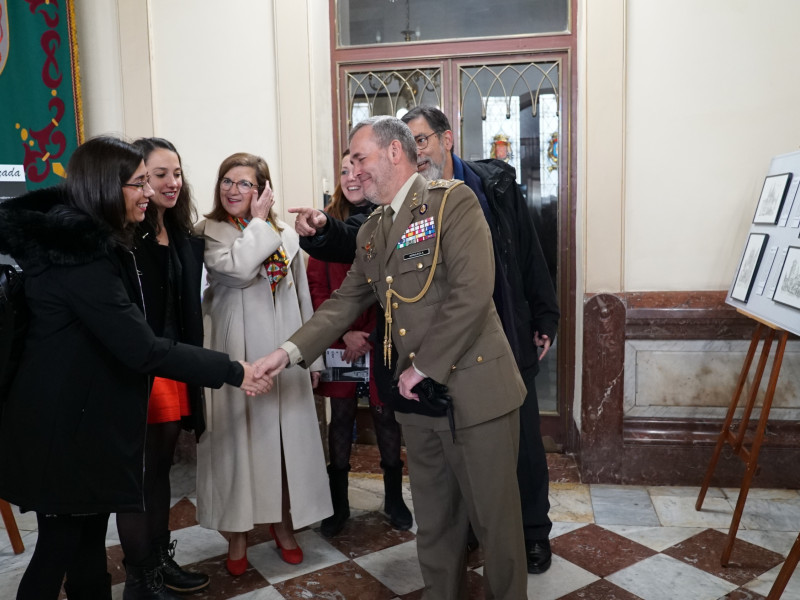 Inauguración de la exposición de pintura y dibujo "Burgos a mano alzada"