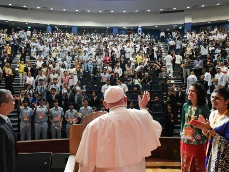 El Papa Francisco durante su viaje a Singapur