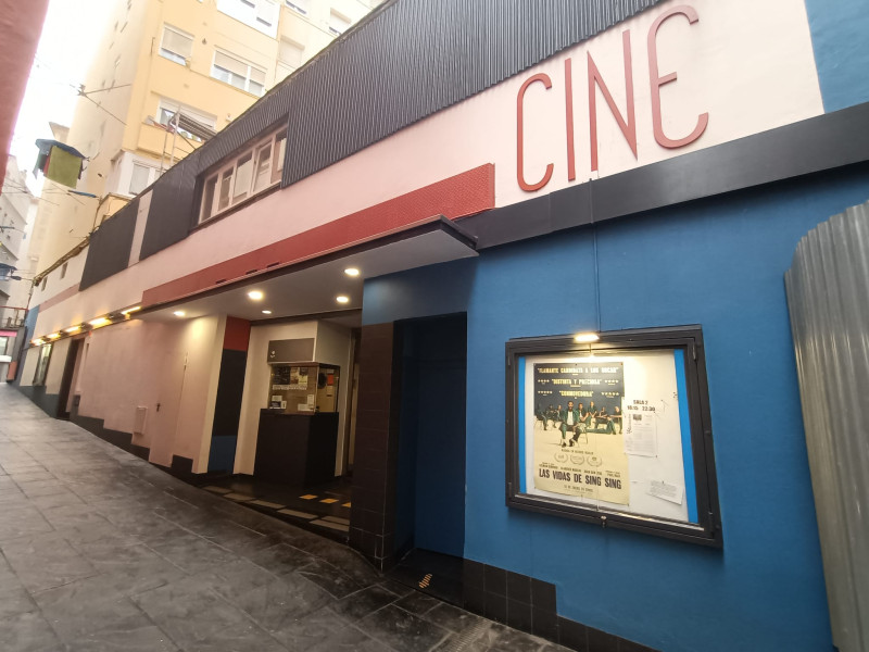 Entrada a las salas de los cines Groucho