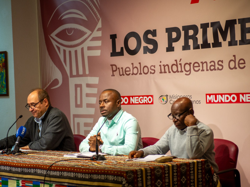 Rueda de prensa de la presentación del Premio Mundo Negro a la Fraternidad 2024 para el pueblo pigmeo baka de Camerún