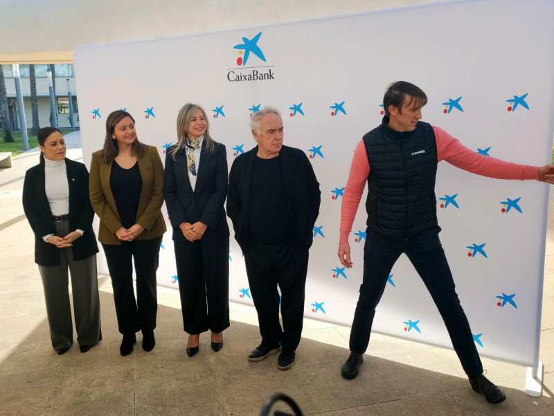 Ferran Adrià en el Centro Integrado Público de Formación Profesional Costa de Azahar COSDA de Castellón