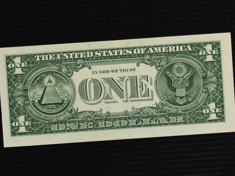 Billete de un dólar con el Gran Sello de los Estados Unidos