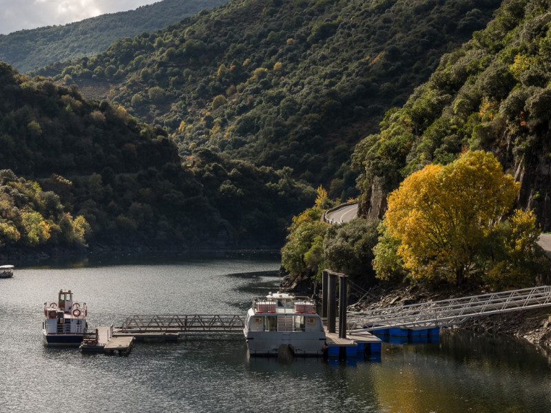 La Diputación de Lugo ofrece dos rutas fluviales por la Ribeira Sacra que discurren por espacios naturales de singular belleza