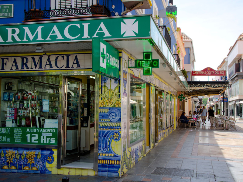 Farmacia en un pueblo de Fuengirola