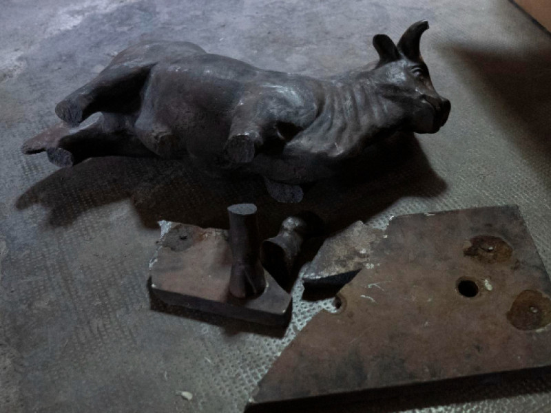 El Torico de Teruel tras su caída