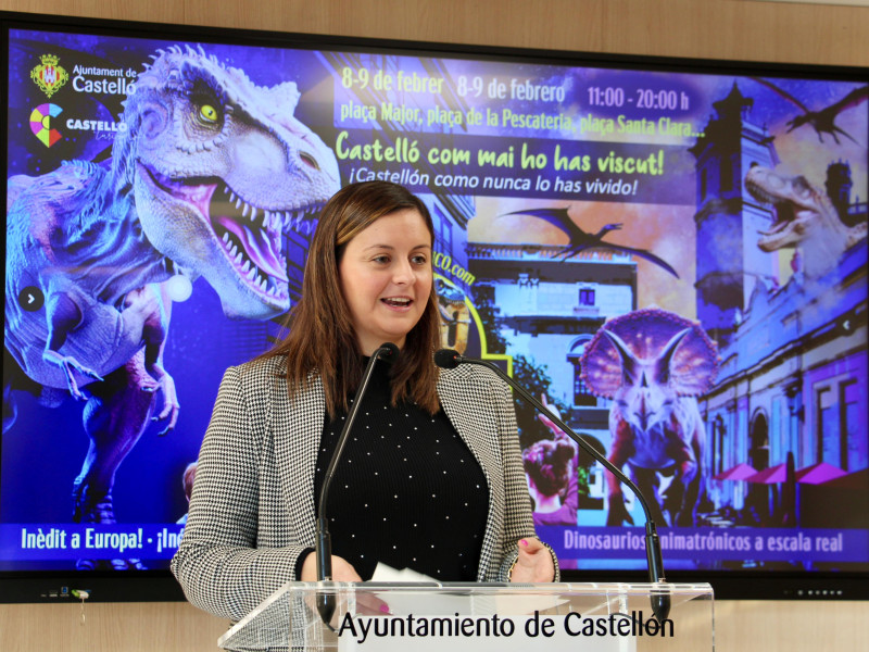 La concejala de Turismo, Arantxa Miralles, ha presentado Expojurásico