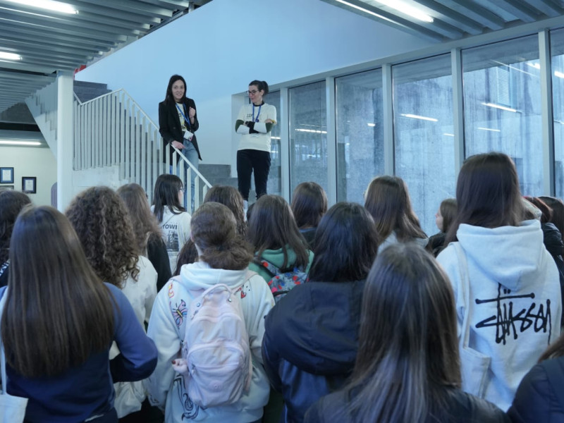 Actividad con motivo del Día de la Mujer y la Niña en la Ciencia