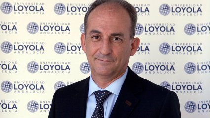 Gabriel Pérez Alcalá Universidad Loyola