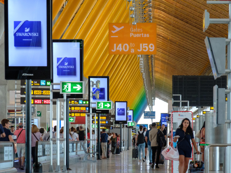 Puertas de embarque en el aeropuerto Madrid- Barajas Adolfo Suárez