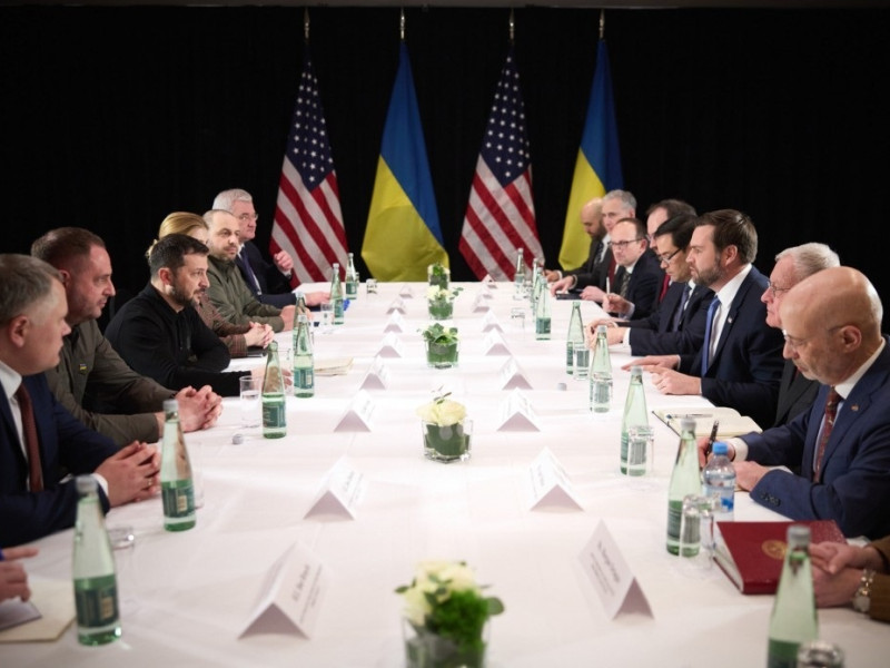 Reunión del presidente de Ucrania, Volodimir Zelenski, con el vicepresidente de Estados Unidos, JD Vance, en Múnich