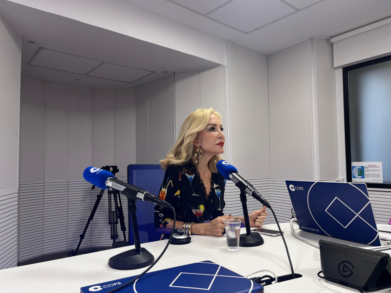 Lomana en los estudios de COPE