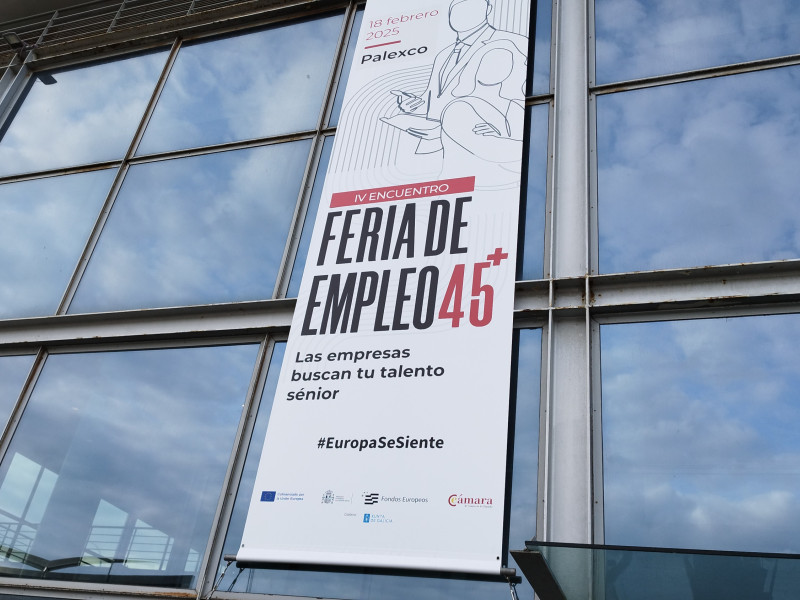 Cartel de la Feria de Empleo +45 en Palexco