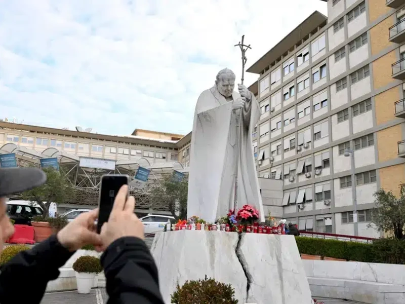 Hospital Gemelli de Roma, donde permanece ingresado del papa Francisco