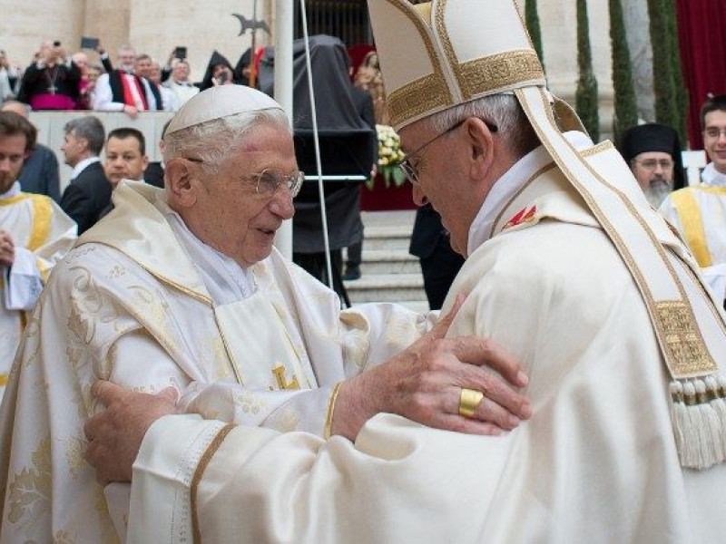 Francisco y Benedicto XVI
