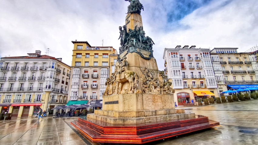 Monumento a la Batalla de Vitoria