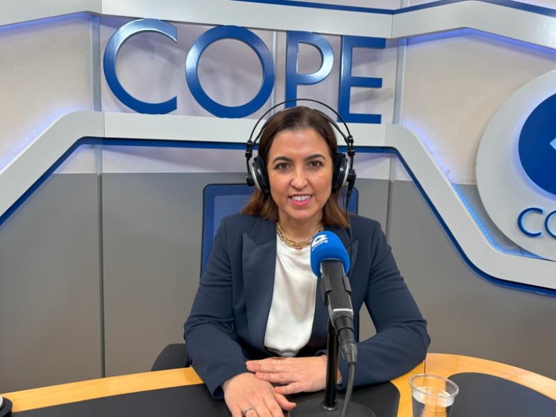 Laura Fernández Lores, Fundación Microfinanzas BBVA, en el estudio de 'Mediodía COPE'