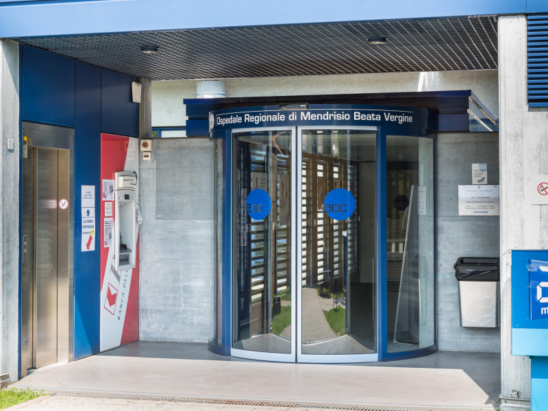 Hospital de Mendrisio, Suiza, entrada principal