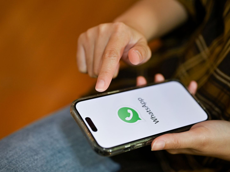 WhatsApp mejora la transcripción de audios