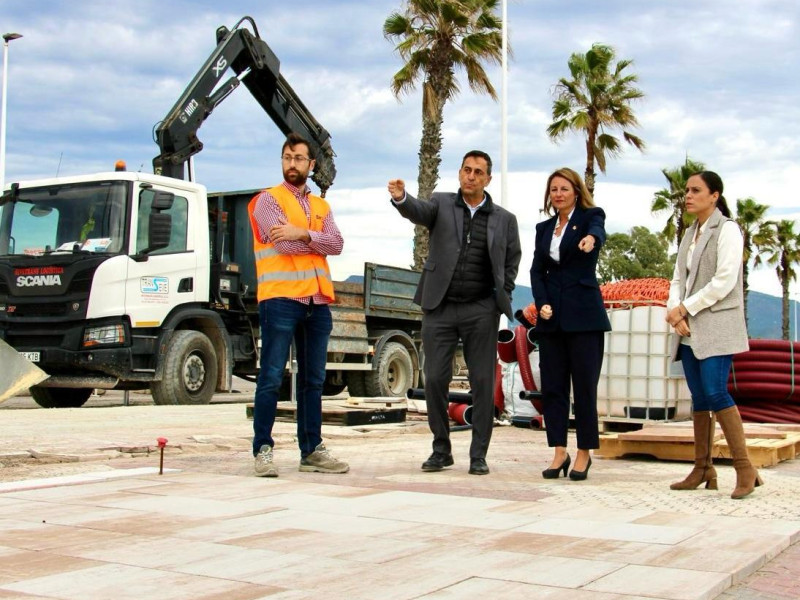 Begoña Carrasco, alcaldesa de Castellón, visita la reforma de Ferrandis Salvador