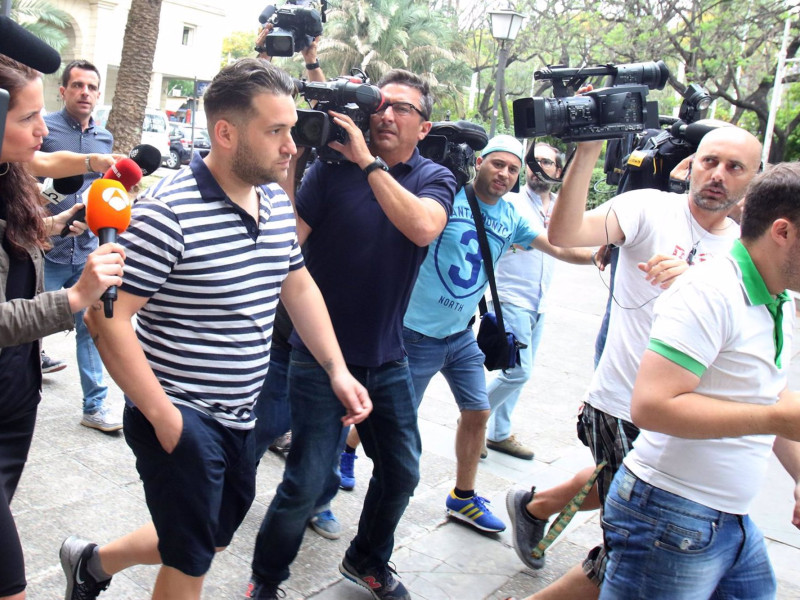 Rebajan las penas a otros dos condenados de la Manada por aplicación de la Ley del 'Solo sí es sí'