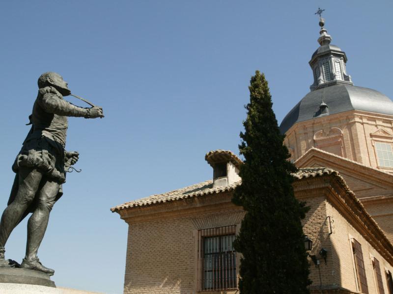 monumento e iglesia, Toledo, España, estatua, Cervantes