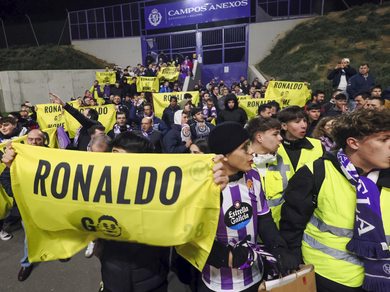 La afición del Valladolid protestan contra Ronaldo