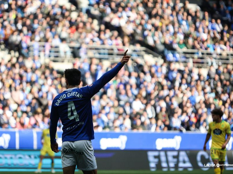 Davis Costas en el Oviedo - Deportivo.