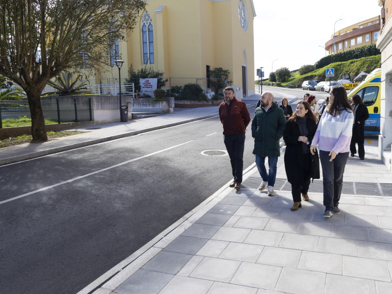 Visita da alcaldesa á Contorna do Oncolóxico