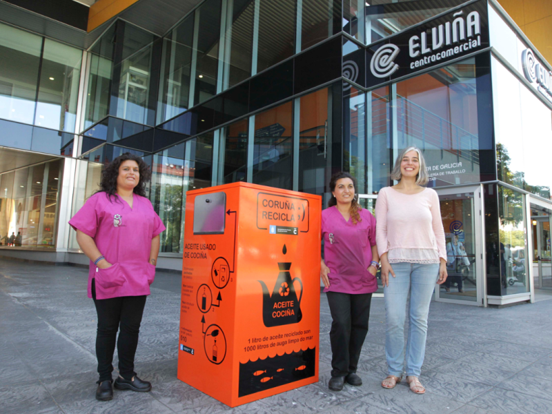 Contenedor de recogida de aceite de Mulleres Colleiteiras