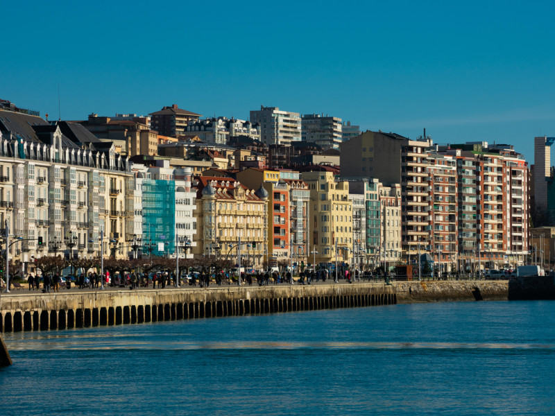 Vista del puerto de la ciudad de Santander