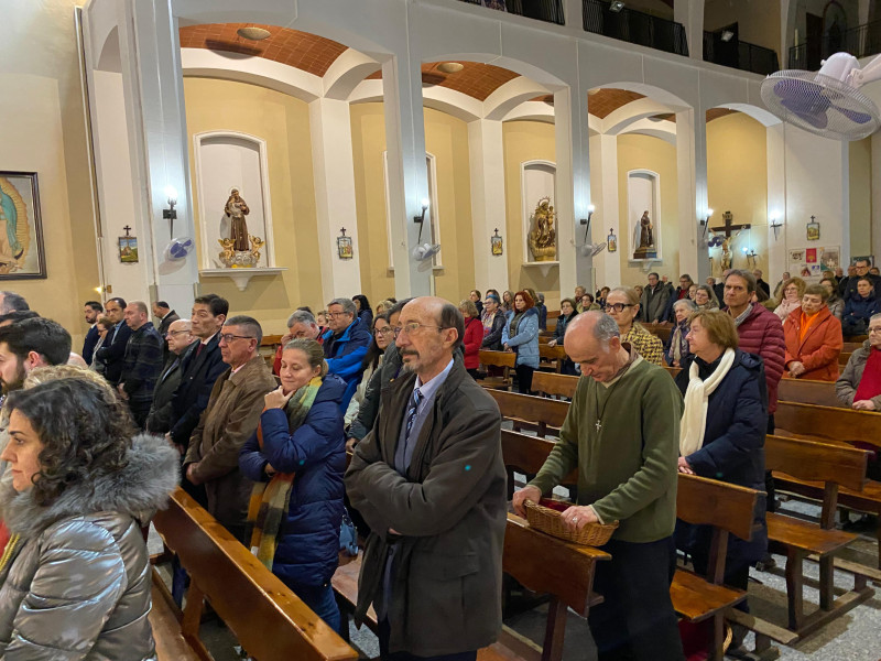 El Besapiés al Cristo de Medinaceli congrega a miles de fieles en Albacete