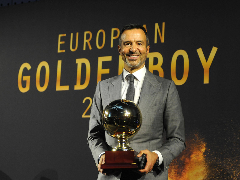 Jorge Mendes recoge el premio a 'Mejor Agente de 2024'.