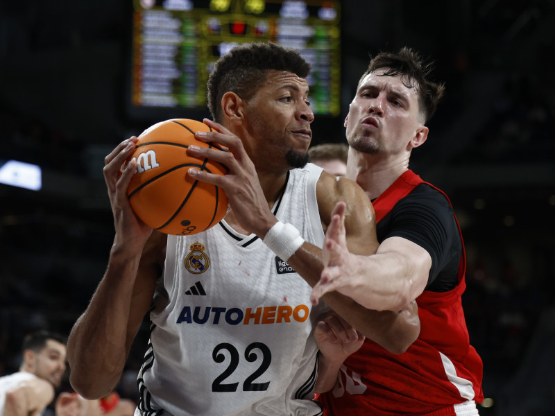 Walter Tavares durante el Real Madrid-UCAM Murcia