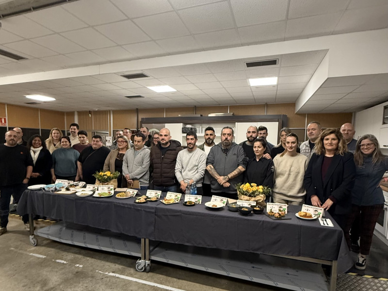 Reunión del jurado del Concurso de tapas de Carnaval con losparticipantes