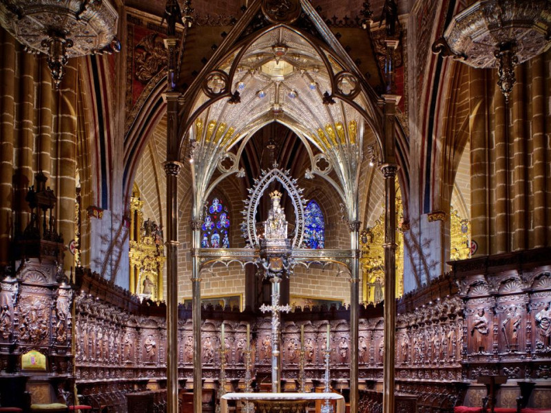 Santa María la Real en el Altar Mayor de la Catedral de Pamplona.