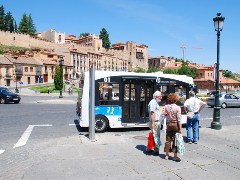 Parada de autobús turístico de Segovia