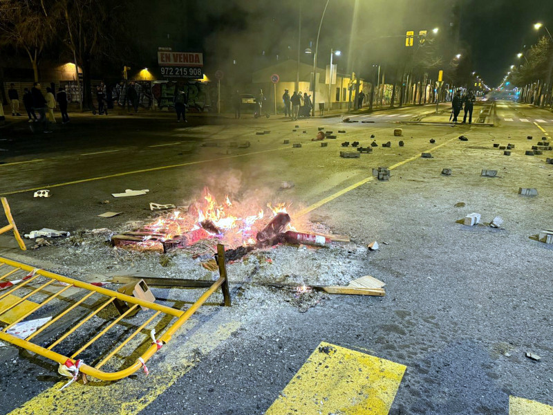 Los disturbios han provocado la activación de los ARRO de los Mossos d'esquadra