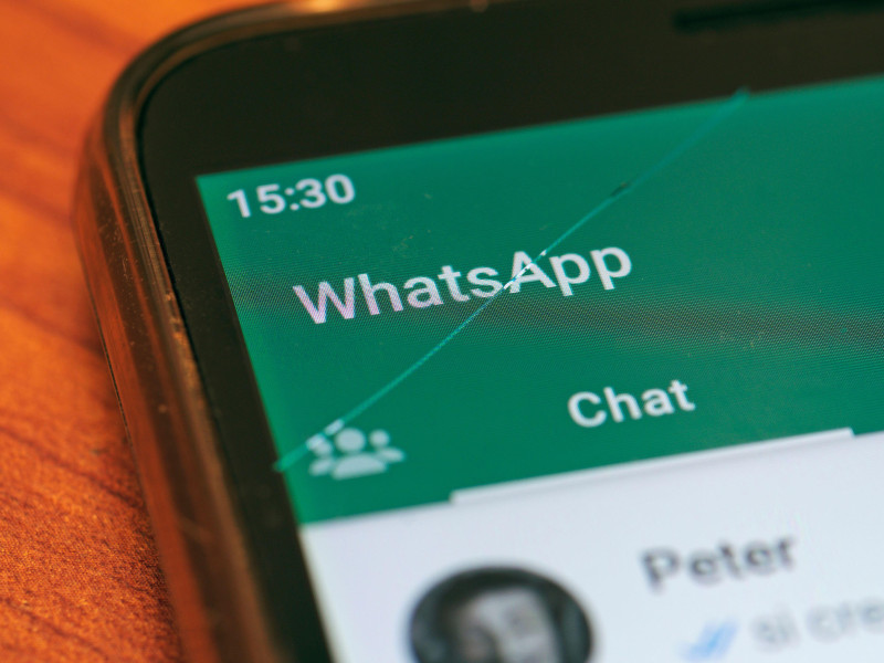 Hay mensajes que, incluso en tono de humor, WhatsApp puede detectar como peligrosos