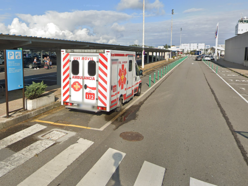 La ambulancia que está de forma permanente en el Aeropuerto de Asturias