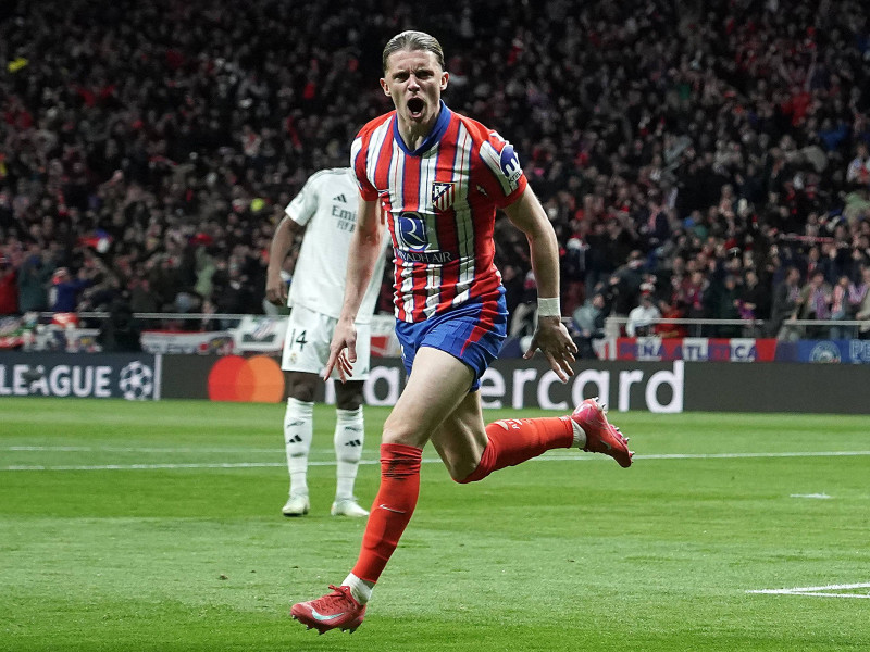 Gallagher celebra el 1-0 del Atlético contra el Real Madrid en Champions