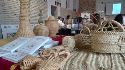 Muestra de artesanía de esparto en el Centro del Artesano de Lorca