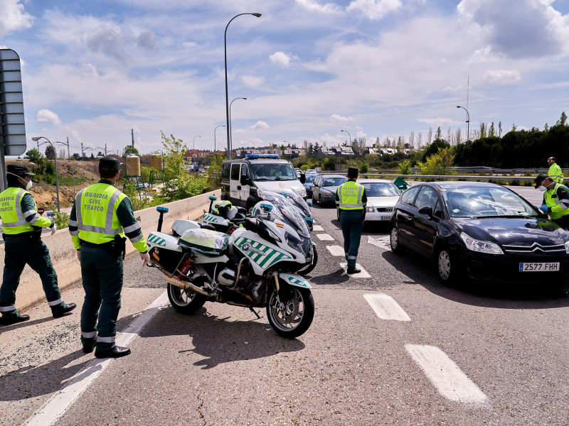 Interior quiere evitar que grupos y apps avisen de los controles en la carretera